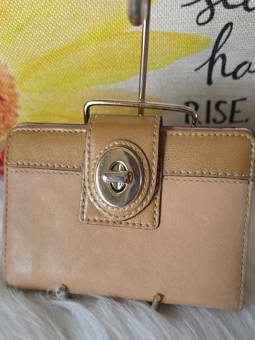 Coach Leather  Brass Turn-Lock Wallet  in Tan Y2k